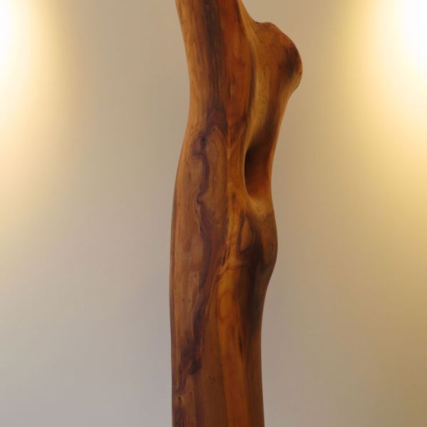 Houten sculptuur Beeld 18